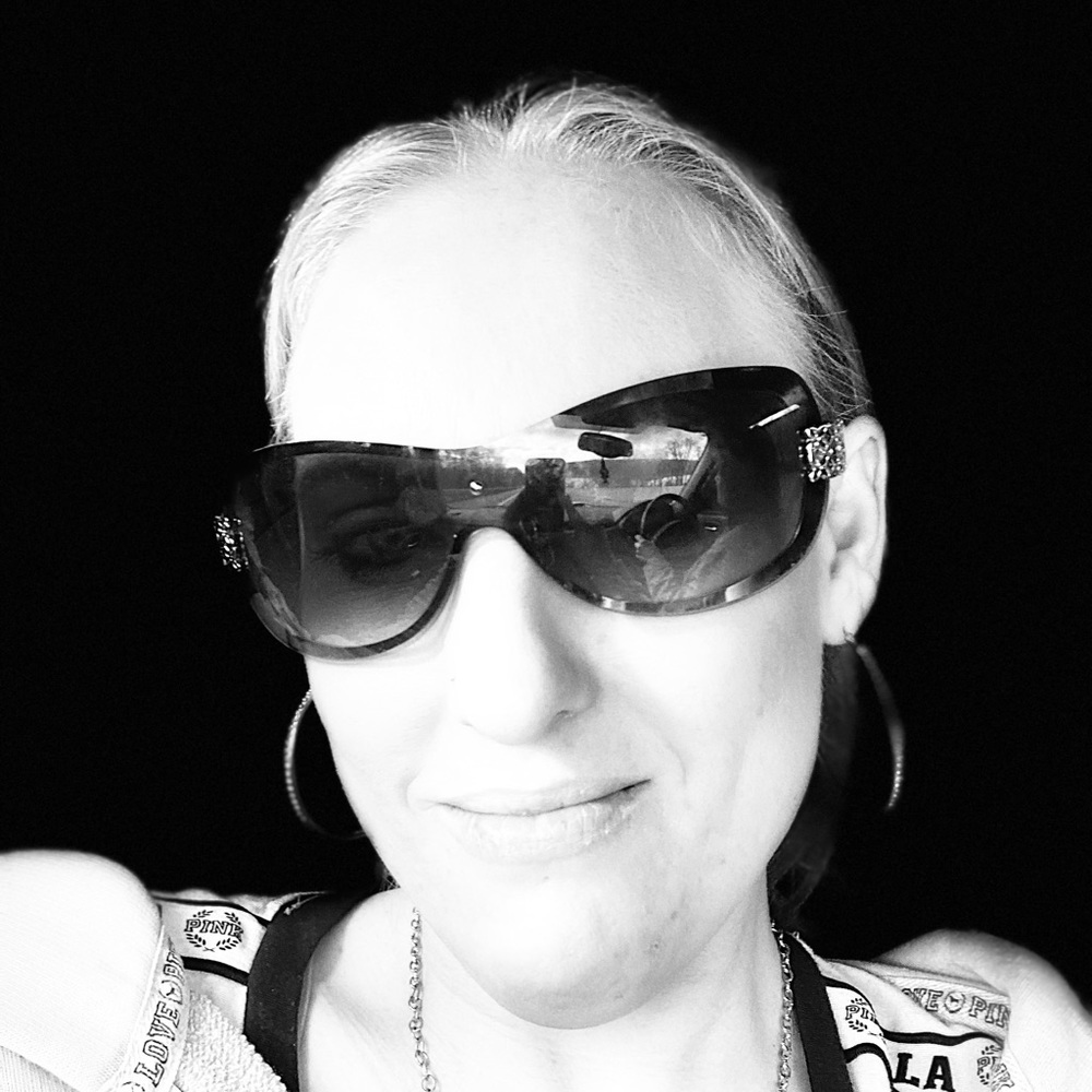 Meet your Posher, Stacy